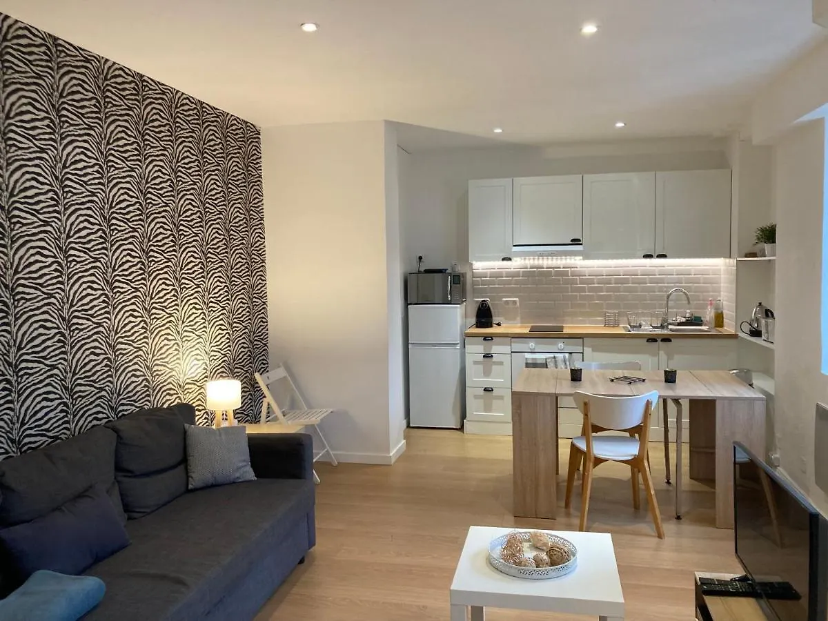 Apartment Palais Grillet, Hyper Centre, Secteur Jacobins France